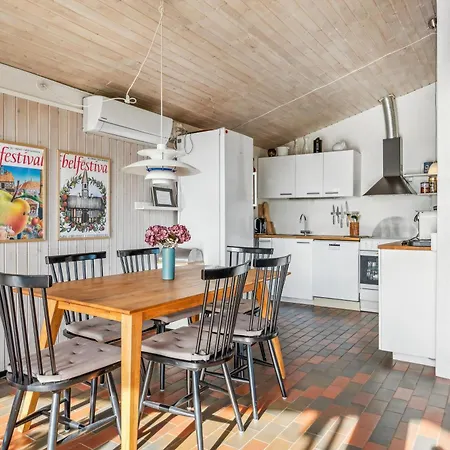 At Handrup With Sea View, Multiple Terraces And For The Whole Family Close To The Beach, Mols Bjerge And